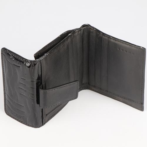 charol bi-fold coin wallet - black