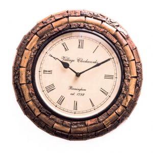 Wooden Wall Clock With Royal Touch
